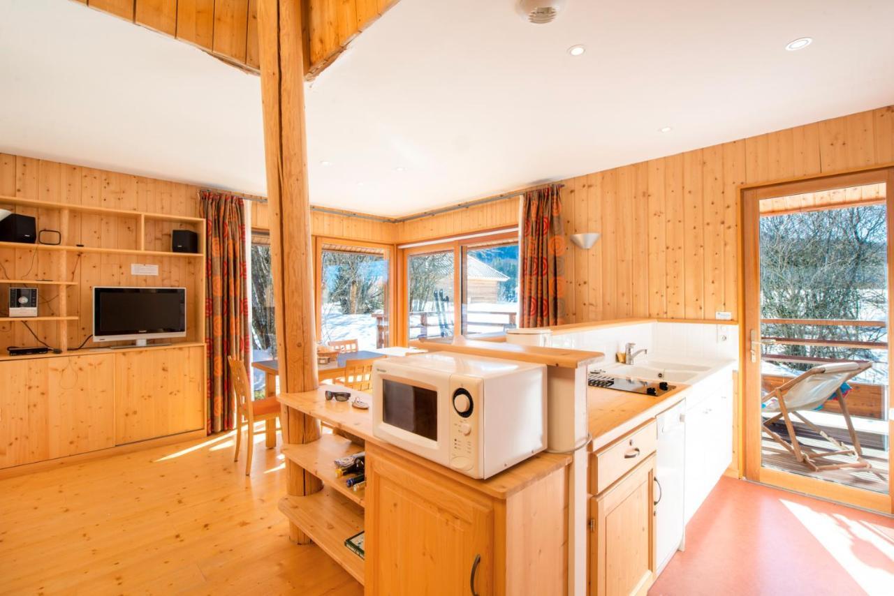 Villa Loges du Jura à Cerniebaud Extérieur photo